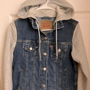 LEVI’s Sweater Hoodie Denim Jacket